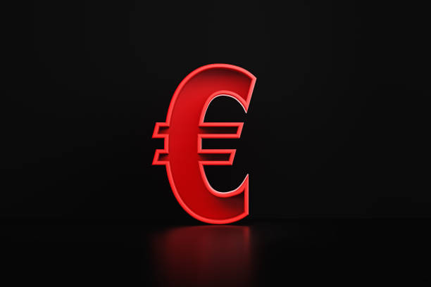 Euro Steady as EU Holds Fire After Trump’s 30% Tariff Blow