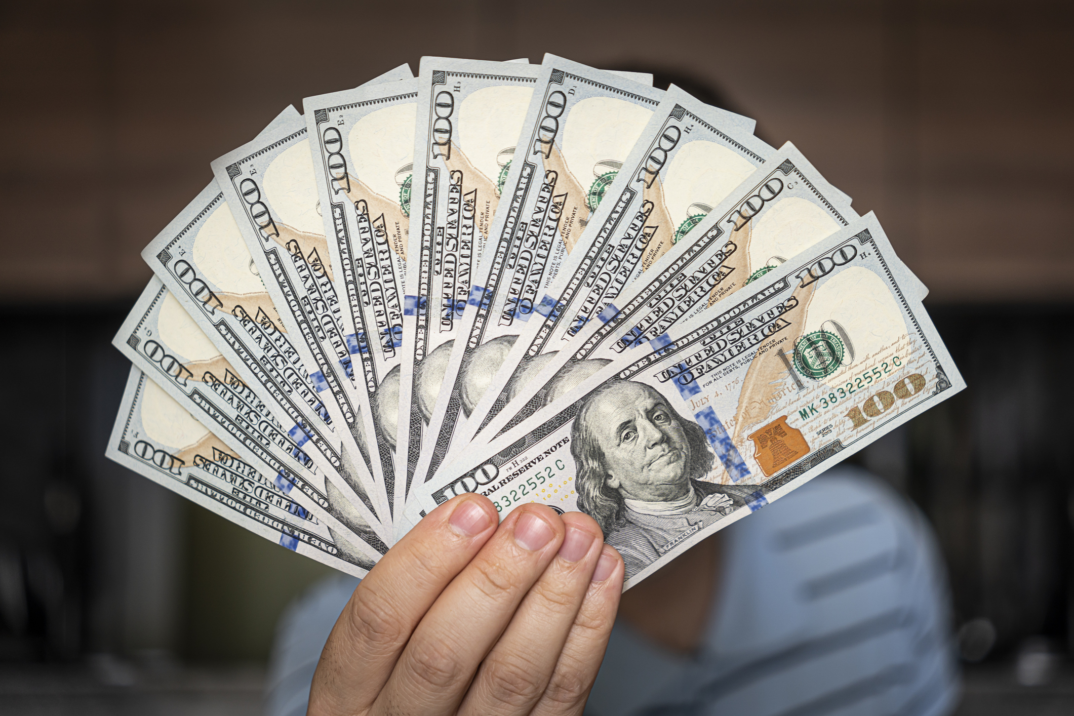 Dollar Under Pressure as Political, Policy, and Euro Strength Risks Converge