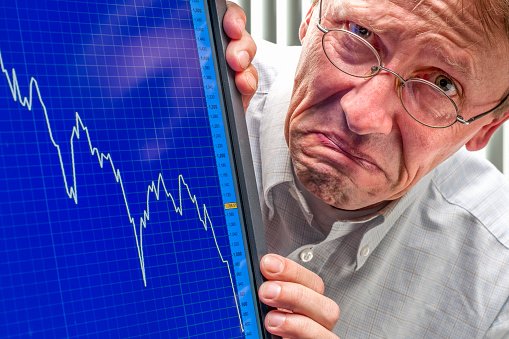 Fed Drama and Fresh Tariff Threats Sour Risk Mood