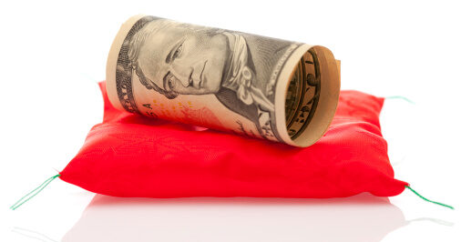 Dollar Drifts Lower Despite Solid Retail sales, High-Stakes Alaska Summit Awaited