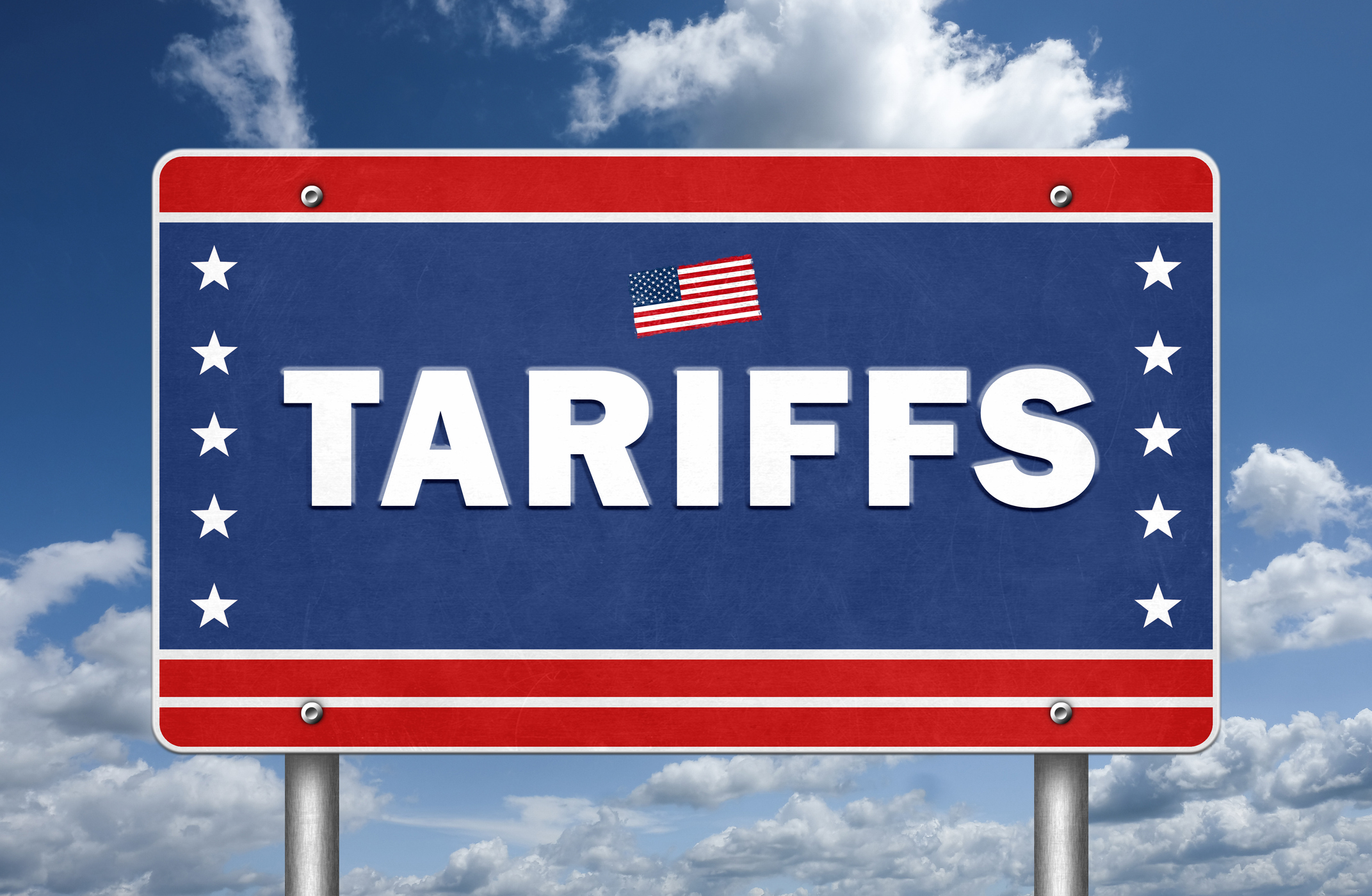 Trump’s New Tariff Wave Hits Sentiment, PCE Data Eyed